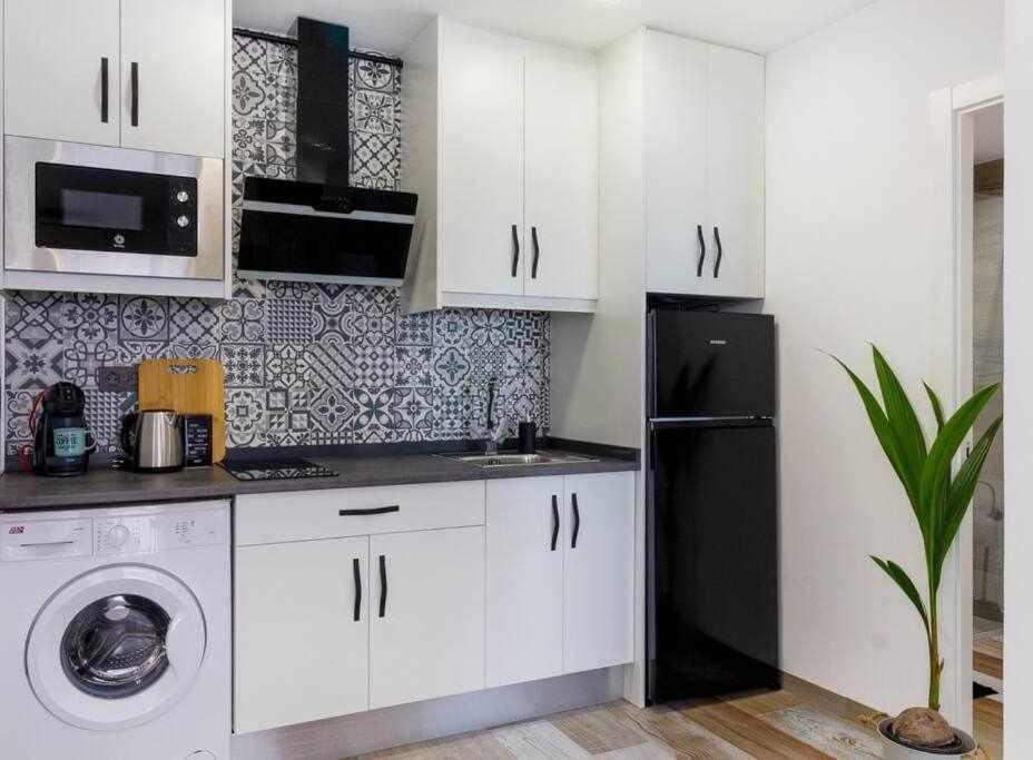 Bungalow Pink Palm Beach Torrevieja Extérieur photo