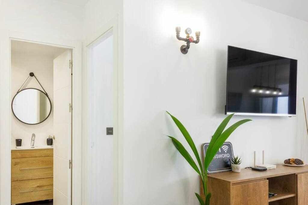 Bungalow Pink Palm Beach Torrevieja Extérieur photo